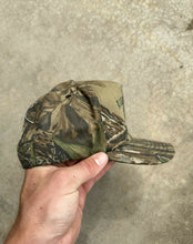 Load image into Gallery viewer, Vintage R&amp;S Supply Realtree Camo Snapback