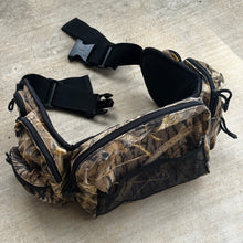 Load image into Gallery viewer, 00’s Mossy Oak Shadowbranch Waist Pack