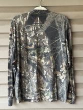 Load image into Gallery viewer, 00’s Mossy Oak Breakup Shirt (S/M) 🇺🇸