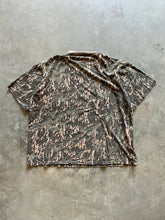 Load image into Gallery viewer, Vintage Mossy Oak Treestand Camo T-Shirt (2XL)