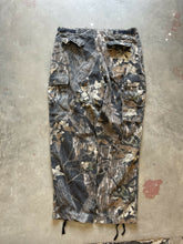 Load image into Gallery viewer, Vintage Mossy Oak Breakup Camo Adjustable Waist Pants (L)