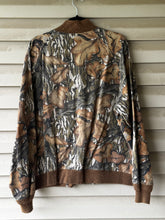 Load image into Gallery viewer, 90’s Mossy Oak Fall Foliage Alabama Bomber Jacket (XXL) 🇺🇸