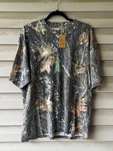 Load image into Gallery viewer, 00’s Mossy Oak Break Up Shirt (XL)