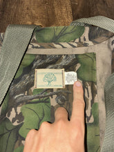 Load image into Gallery viewer, Mossy Oak Full Foliage Turkey Strap Vest