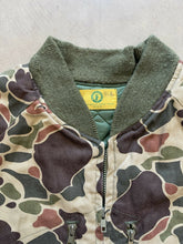 Load image into Gallery viewer, Vintage Duck Camo Jacket (XL)