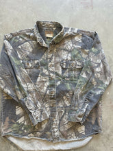 Load image into Gallery viewer, Vintage Duxbak Relatree Hardwoods Button-Up Shirt (M)