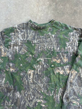 Load image into Gallery viewer, Vintage Mossy Oak Shadow Leaf Camo Longsleeve Shirt (XL)