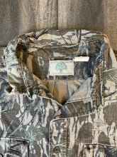 Load image into Gallery viewer, 1990’s Mossy Oak Treestand Camo Chamois Shirt (2XL)