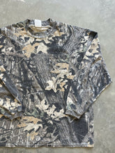 Load image into Gallery viewer, Vintage Mossy Oak Breakup Camo Long Sleeve Shirt (XL)