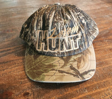 Load image into Gallery viewer, "Let em hunt" ball cap