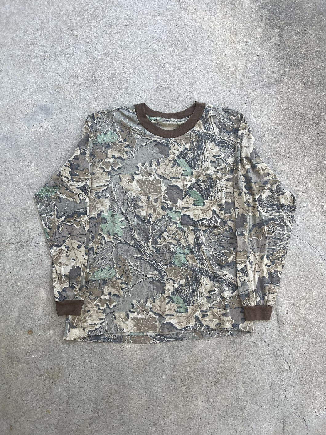 Vintage RealTree camouflage long sleeve shirt with a... - Depop