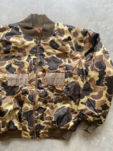 Load image into Gallery viewer, Vintage Duck Camo Puffer Jacket (L)
