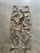 Load image into Gallery viewer, Vintage Realtree Advantage Camo Adjustable Waist Pants (S)