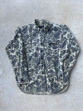 Load image into Gallery viewer, Vintage Redhead Duck Camo Chamois Shirt (S)