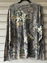 Load image into Gallery viewer, 00’s Mossy Oak Camo Classics Breakup Shirt (XL)