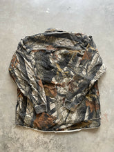 Load image into Gallery viewer, Vintage Realtree Camo Button Up Shirt (XL)