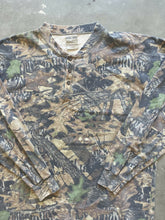 Load image into Gallery viewer, Vintage Mossy Oak Forest Floor Henley (L)