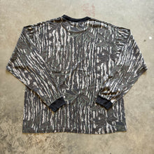 Load image into Gallery viewer, Vintage Realtree Shirt (XL)