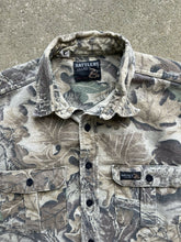 Load image into Gallery viewer, Vintage Rattlers Brand Realtree Advantage Camo Chamois (M)
