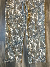 Load image into Gallery viewer, 1990’s Mossy Oak Treestand Camo Pants (XL 40x31.5)