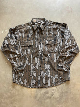 Load image into Gallery viewer, Vintage Trebark Camo Chamois Shirt (XL)