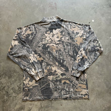 Load image into Gallery viewer, Vintage Mossy Oak Breakup Camo Mock Neck Shirt (XL)