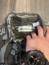 Load image into Gallery viewer, Vintage Trebark Camo Chamois Shirt (L)