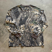 Load image into Gallery viewer, Vintage Mossy Oak Breakup Camo Shirt (XL)