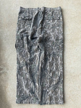 Load image into Gallery viewer, Vintage Mossy Oak Treestand Camo Pants (3XL)