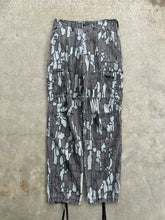 Load image into Gallery viewer, Vintage Cabela’s Reebark Camo Adjustable Waist Pants