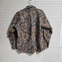 Load image into Gallery viewer, 90's Mossy Oak Treestand LAPCO Pearlsnap Shirt (L)🇺🇸