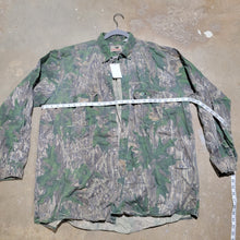 Load image into Gallery viewer, 00's Mossy Oak Shadowleaf Shirt (XXL)
