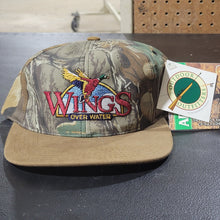 Load image into Gallery viewer, 90's Realtree Advantage Timber Wings Over Water Snapback 🇺🇸