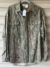 Load image into Gallery viewer, 90’s Walls Realtree Chamois Shirt (L) 🇺🇸