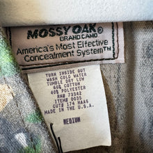 Load image into Gallery viewer, 00’s Mossy Oak Shadowleaf Bomber Jacket (M) 🇺🇸