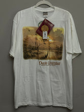 Load image into Gallery viewer, 90’s Ducks Unlimited Afternoon Glow Shirt (L/XL)