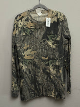 Load image into Gallery viewer, 00’s Mossy Oak Break Up Pocket Shirt (XL)