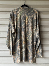 Load image into Gallery viewer, 00’s Mossy Oak Shadowbranch Henley Shirt (XXL)