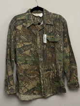 Load image into Gallery viewer, 90’s Realtree Wall’s Shirt (L) 🇺🇸