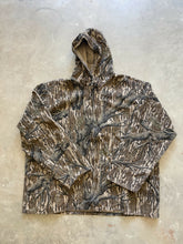 Load image into Gallery viewer, Vintage Mossy Oak Treestand Camo Chamois Hoodie (2XL)