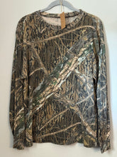 Load image into Gallery viewer, 00’s Mossy Oak Shadowbranch Shirt (L)