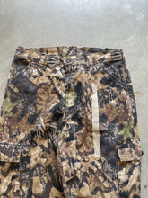 Load image into Gallery viewer, Vintage Mossy Oak Forest Floor Camo Adjustable Waist Pants (M)