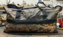 Load image into Gallery viewer, Vintage Gates Camo-Tek Xl Duffel Bag