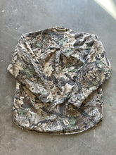 Load image into Gallery viewer, Vintage Realtree Advantage Camo Chamois Shirt (XL)