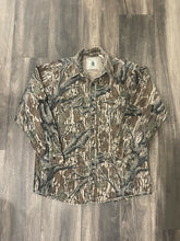Load image into Gallery viewer, Vintage Mossy Oak Treestand Camo Chamois Shirt (L)