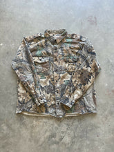 Load image into Gallery viewer, Vintage Realtree Advantage Camo Chamois Shirt (XL)