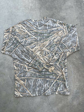 Load image into Gallery viewer, Gen 1 MossyOak Shadow Grass Camo Longsleeve Shirt (XL)