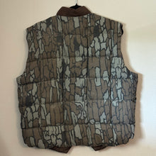 Load image into Gallery viewer, 90’s Cabela’s Quilted Trebark Vest (L/XL) 🇺🇸