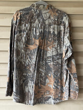 Load image into Gallery viewer, 90’s Spartan Realtree Xtra Brown Shirt (XL)
