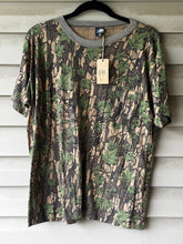 Load image into Gallery viewer, 90’s Trebark Shirt (M) 🇺🇸
